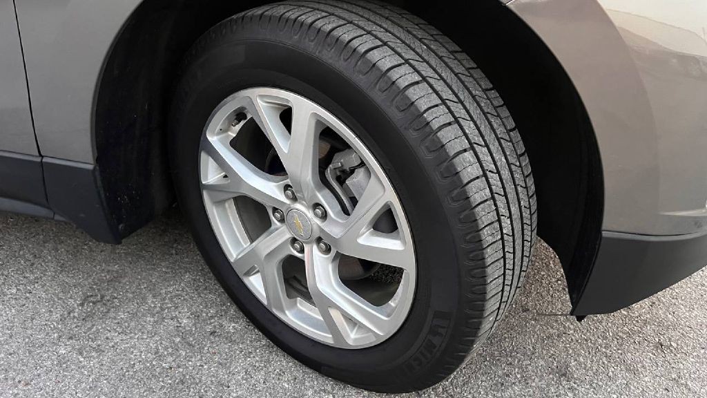 2019 Chevrolet Equinox Image 38