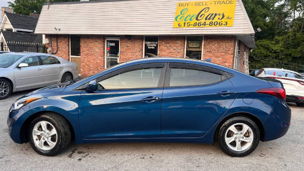 2015 Hyundai Elantra Image 8