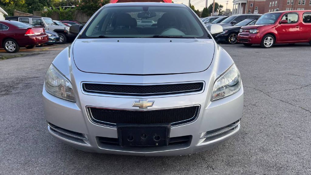 2012 Chevrolet Malibu Image 3