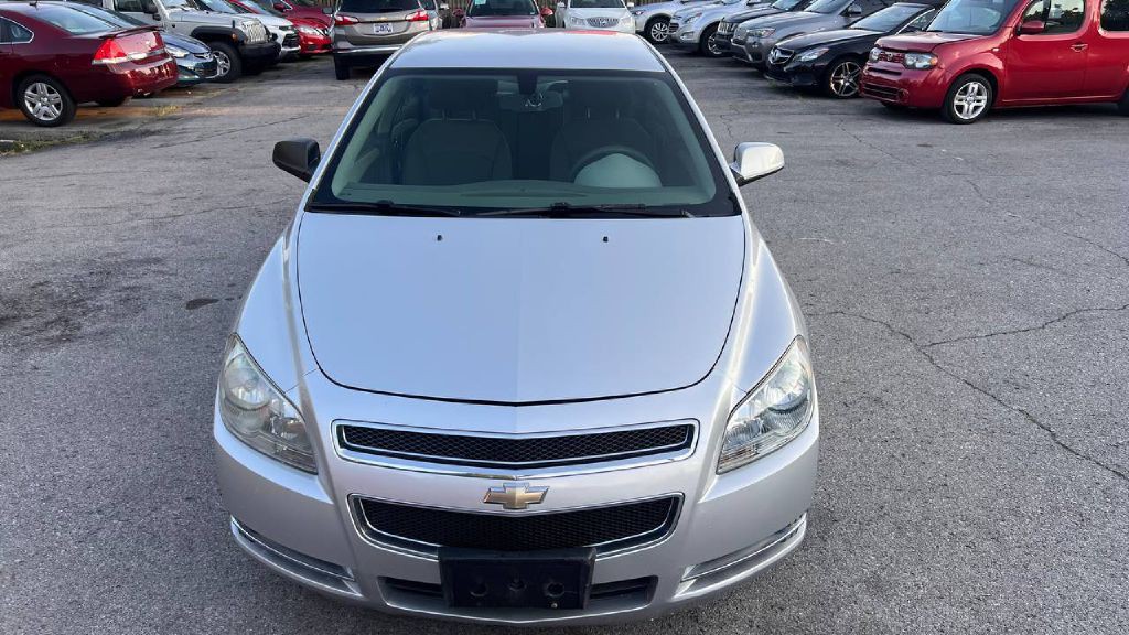 2012 Chevrolet Malibu Image 4