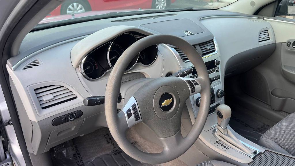 2012 Chevrolet Malibu Image 20