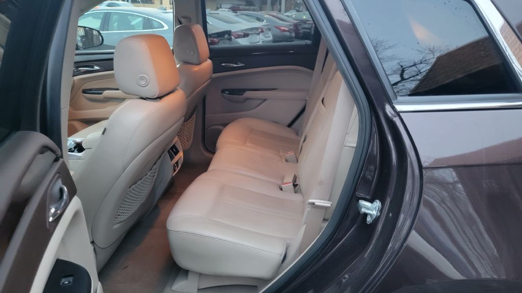 2015 Cadillac SRX Image 10
