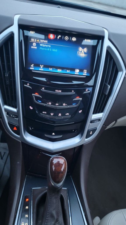 2015 Cadillac SRX Image 14