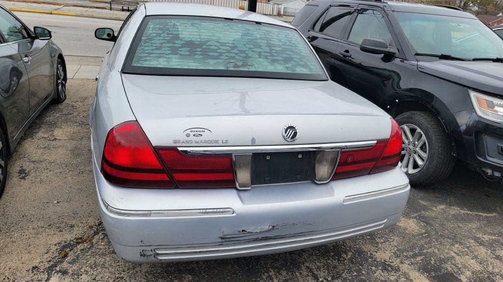 2003 Mercury Grand Marquis Image 4