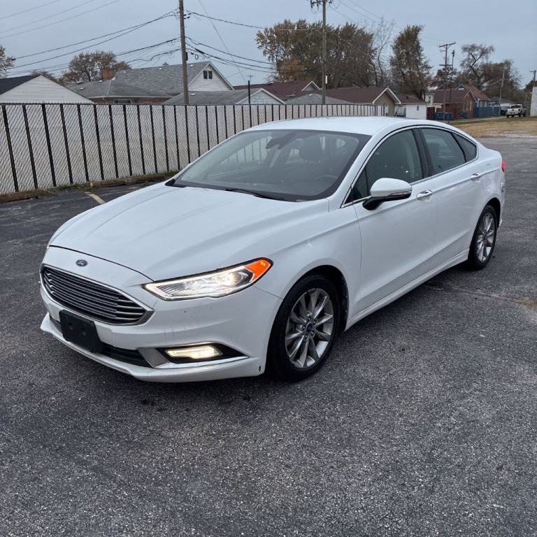 2017 Ford Fusion Image 1