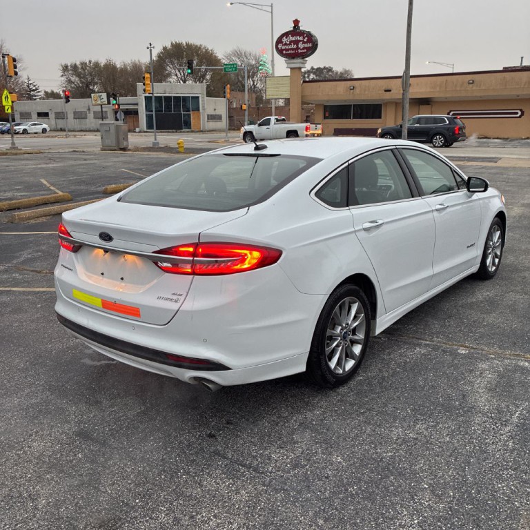 2017 Ford Fusion Image 5
