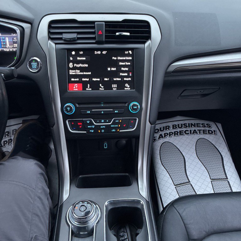 2017 Ford Fusion Image 15