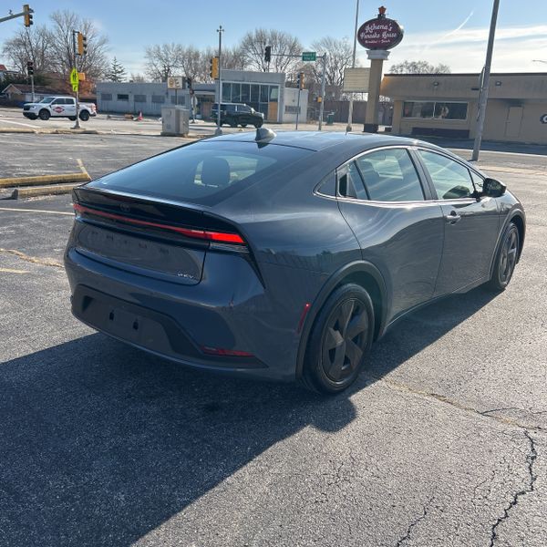 2024 Toyota Prius Image 5