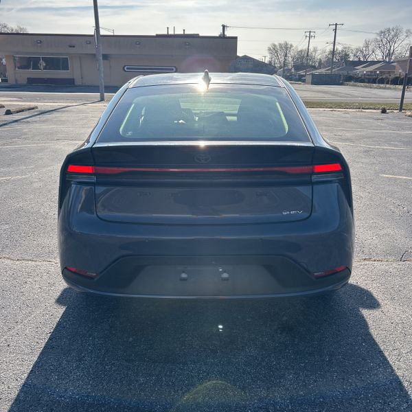 2024 Toyota Prius Image 8