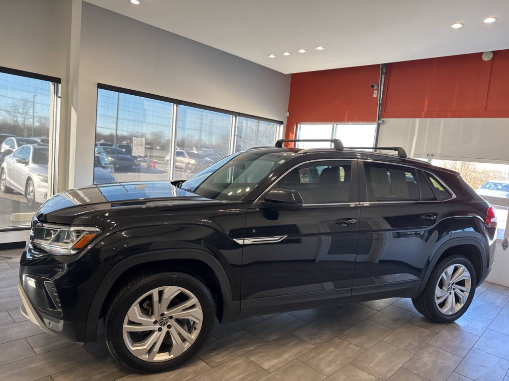 2020 Volkswagen Atlas Cross Sport Image 9