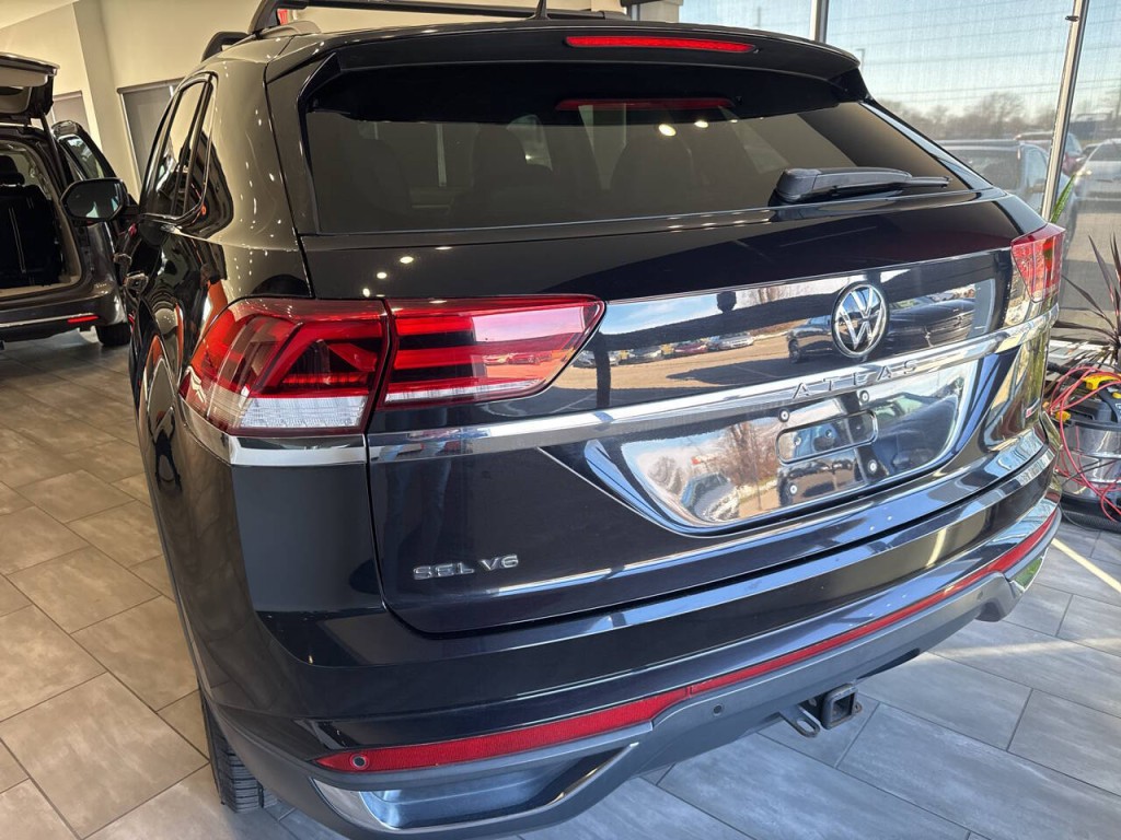 2020 Volkswagen Atlas Cross Sport Image 39