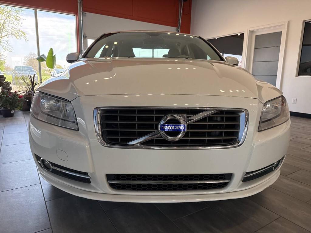 2010 Volvo S80 Image 2