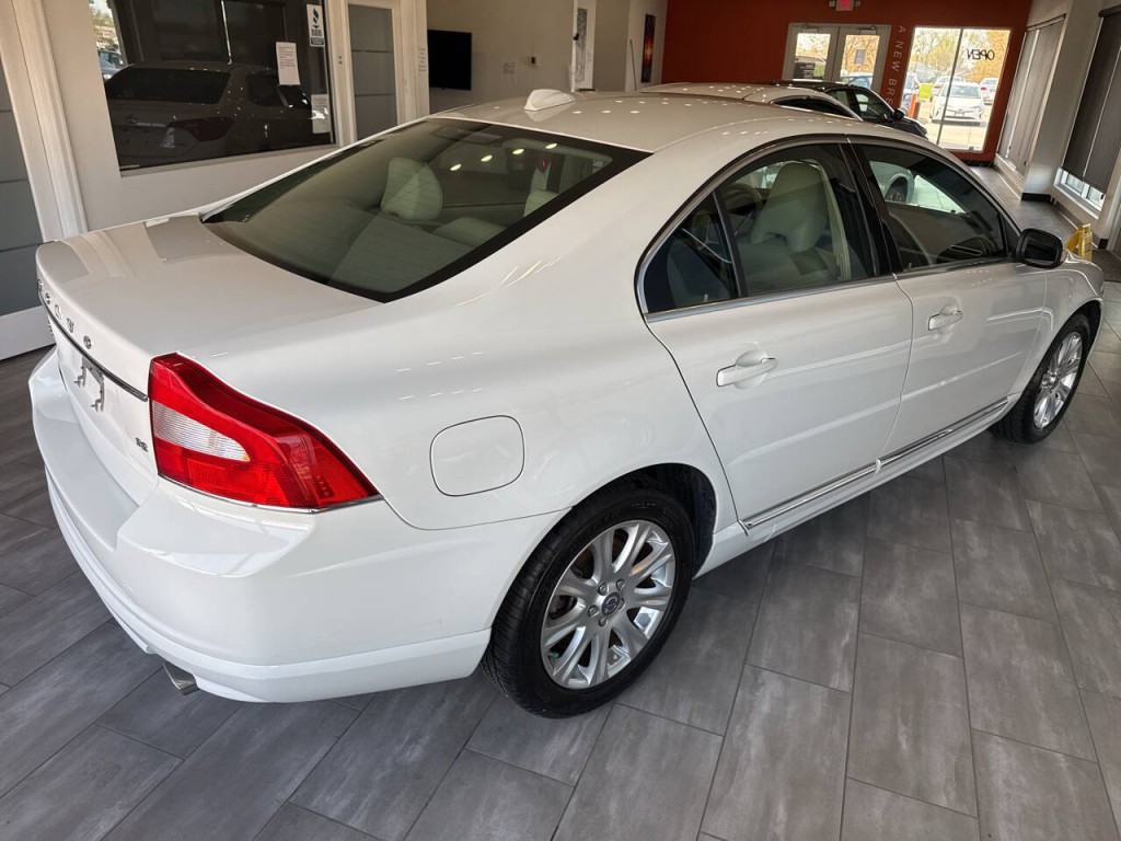 2010 Volvo S80 Image 8