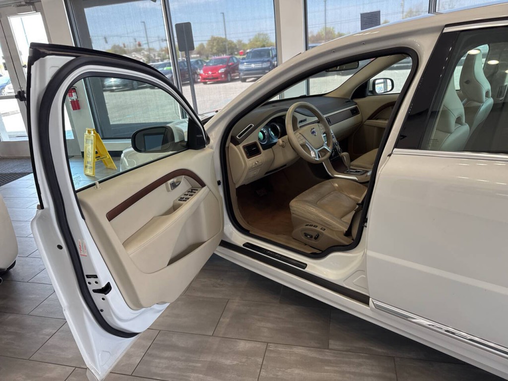2010 Volvo S80 Image 14