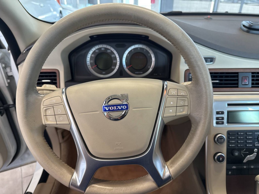 2010 Volvo S80 Image 19
