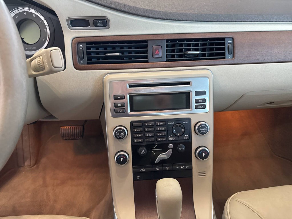 2010 Volvo S80 Image 23