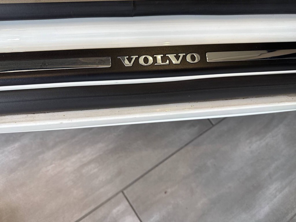 2010 Volvo S80 Image 41