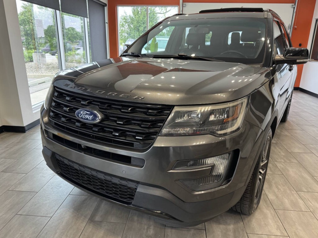 2016 Ford Explorer Image 5