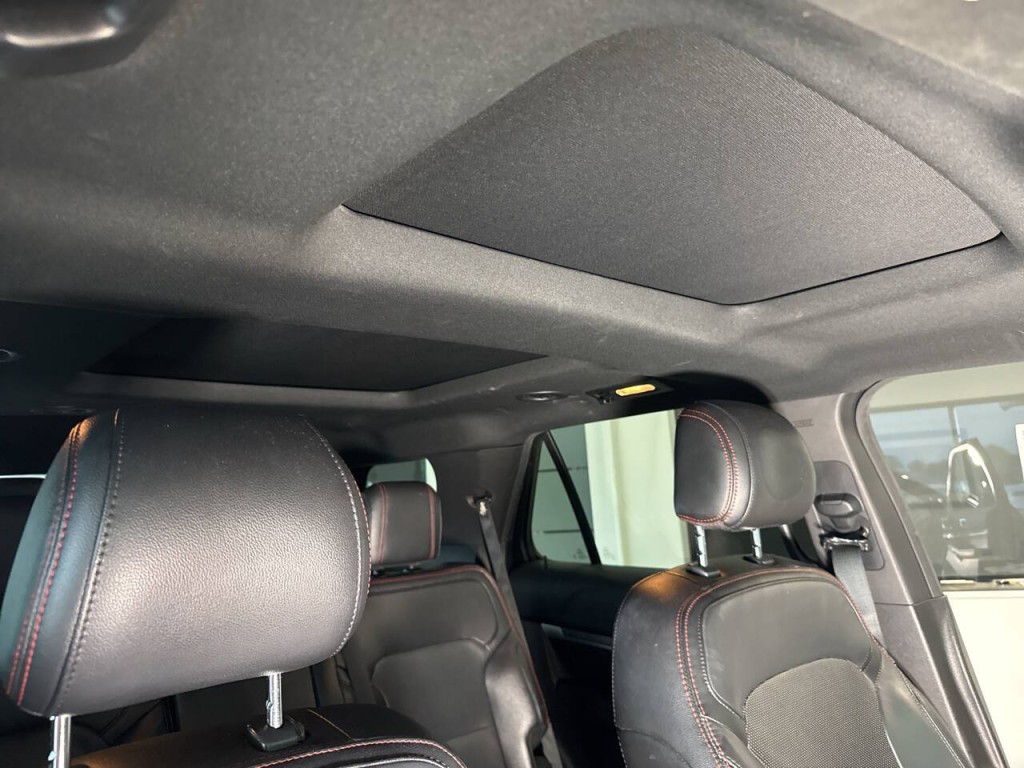 2016 Ford Explorer Image 37