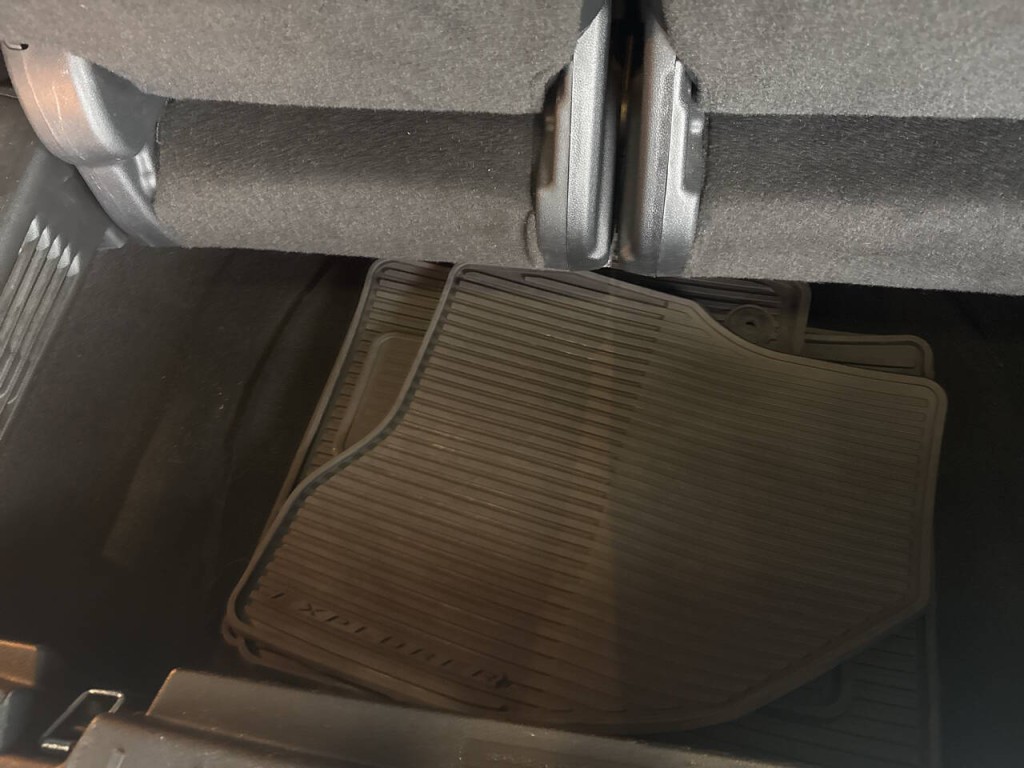 2016 Ford Explorer Image 46