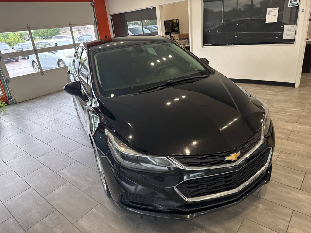 2016 Chevrolet Cruze Image 4