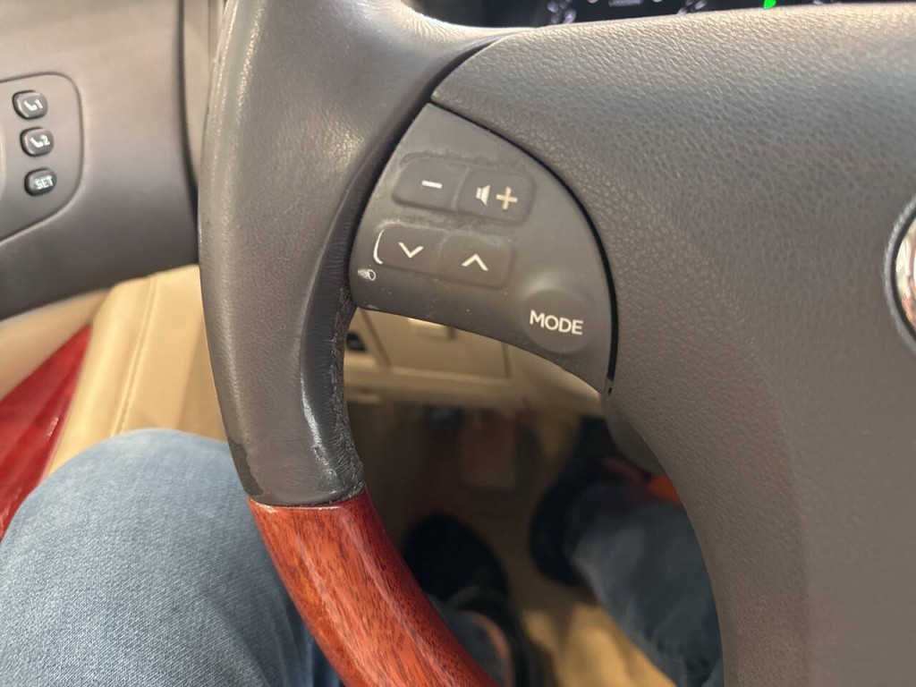 2007 Lexus ES 350 Image 31