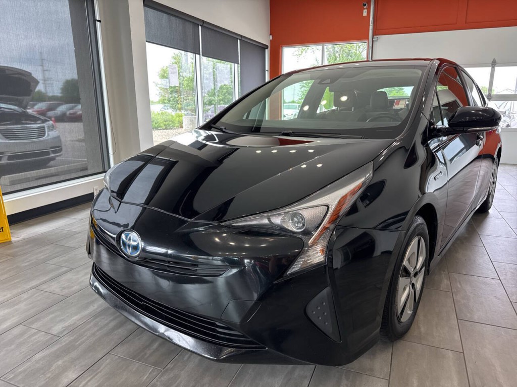 2016 Toyota Prius Image 3