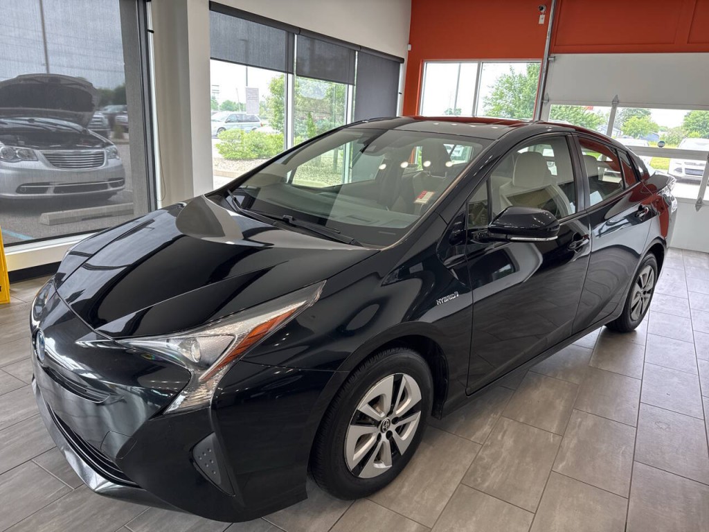 2016 Toyota Prius Image 4