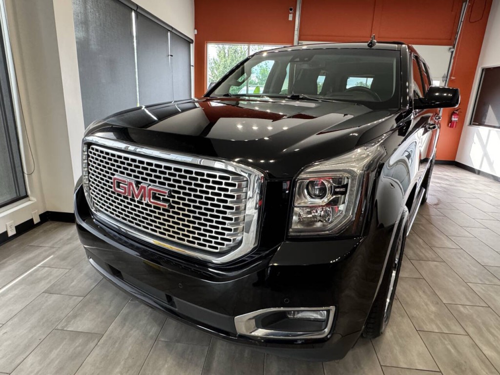 2016 GMC Yukon Image 2