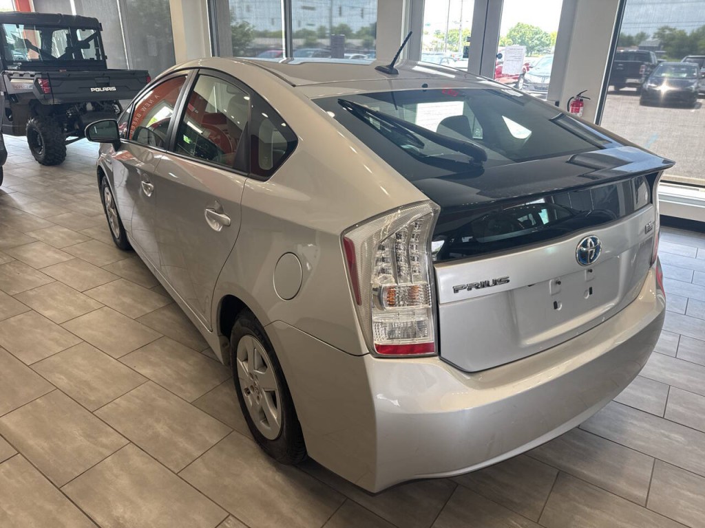 2010 Toyota Prius Image 6