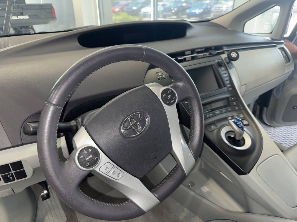2010 Toyota Prius Image 18
