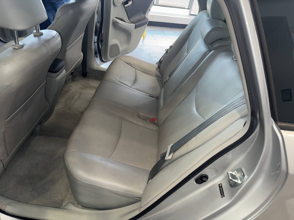 2010 Toyota Prius Image 20