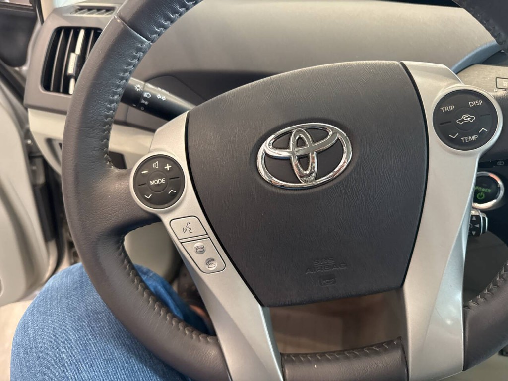 2010 Toyota Prius Image 21