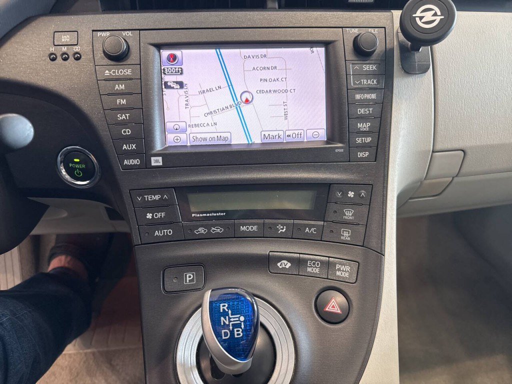 2010 Toyota Prius Image 23