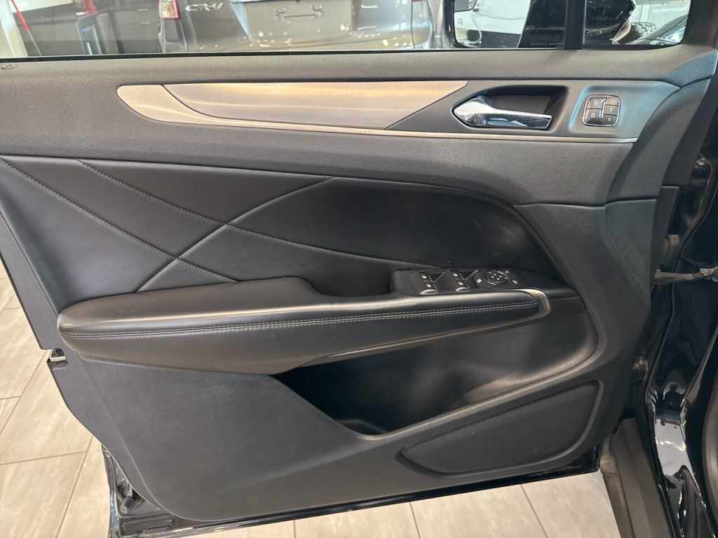 2017 Lincoln MKC Image 14