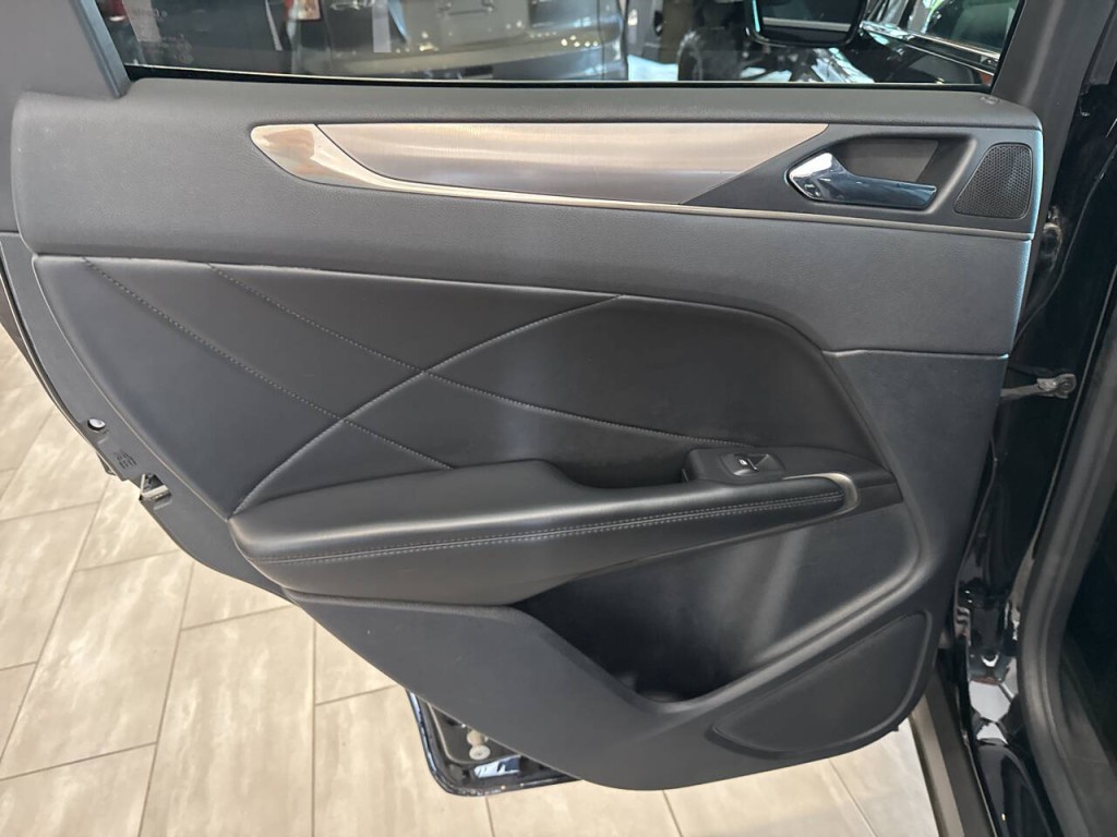 2017 Lincoln MKC Image 26