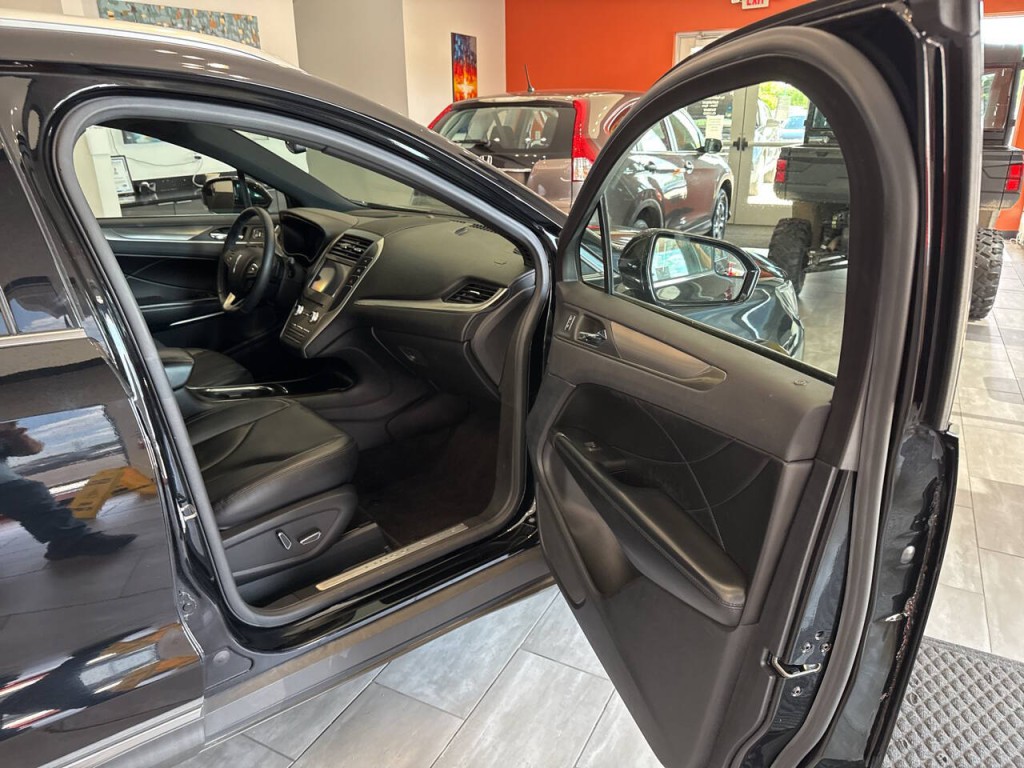 2017 Lincoln MKC Image 34