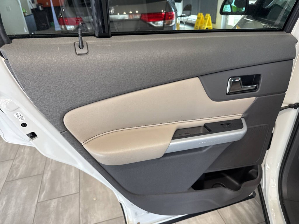 2013 Ford Edge Image 26