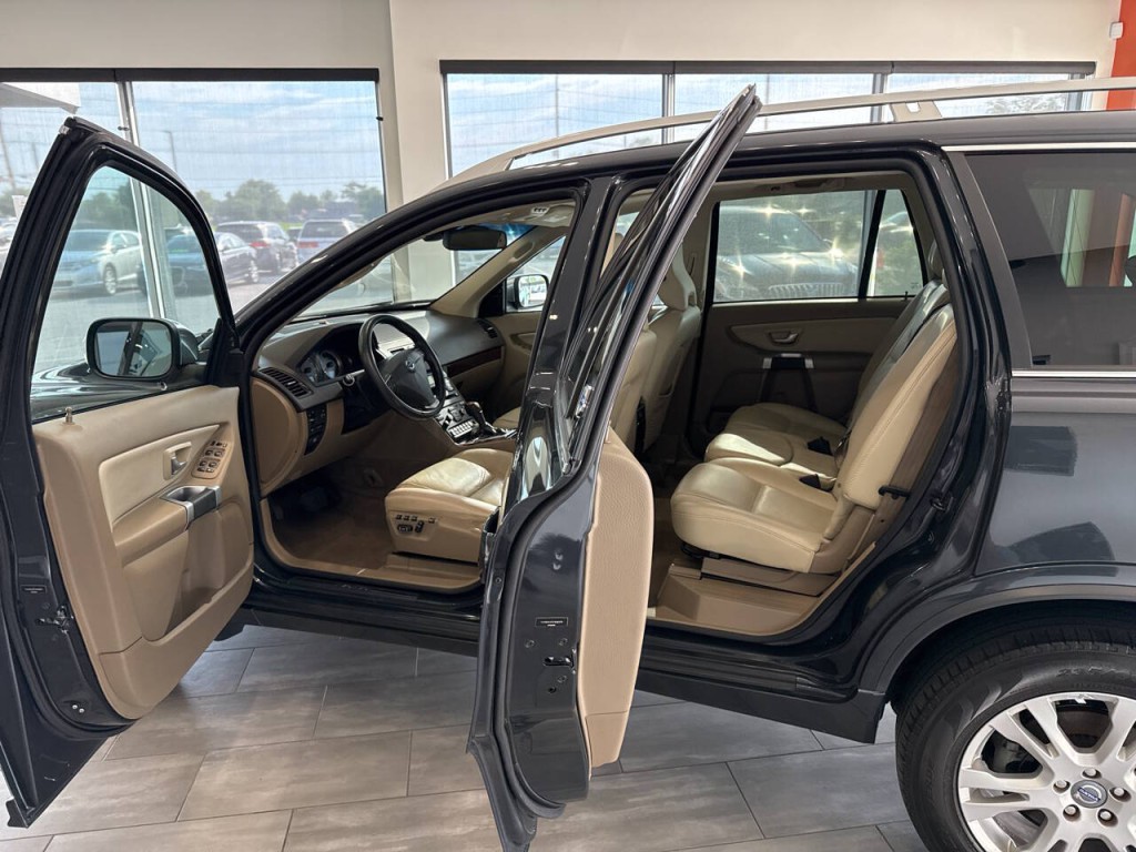 2014 Volvo XC90 Image 14