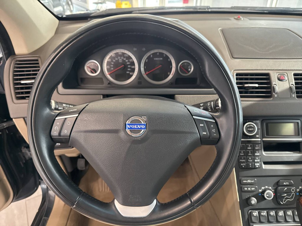2014 Volvo XC90 Image 19