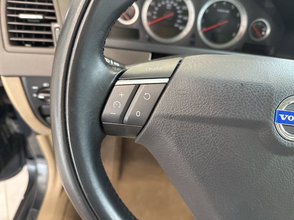 2014 Volvo XC90 Image 21