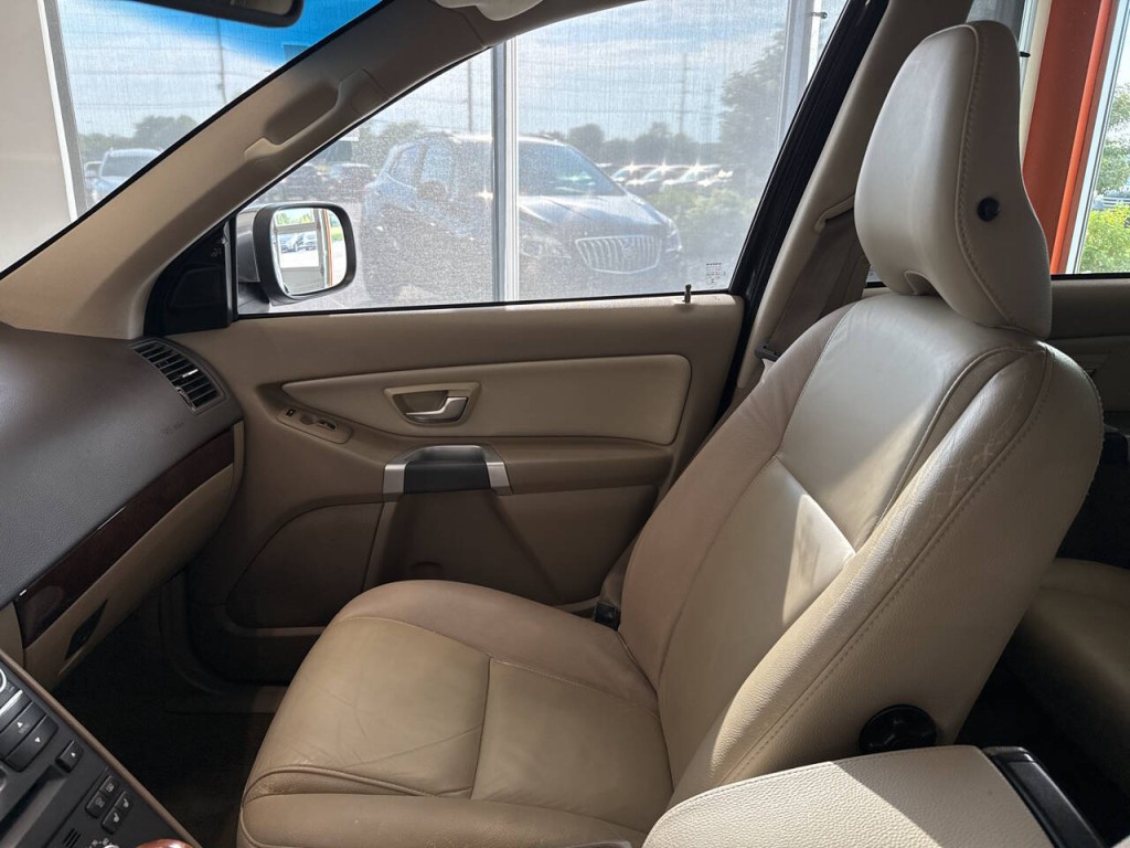 2014 Volvo XC90 Image 26