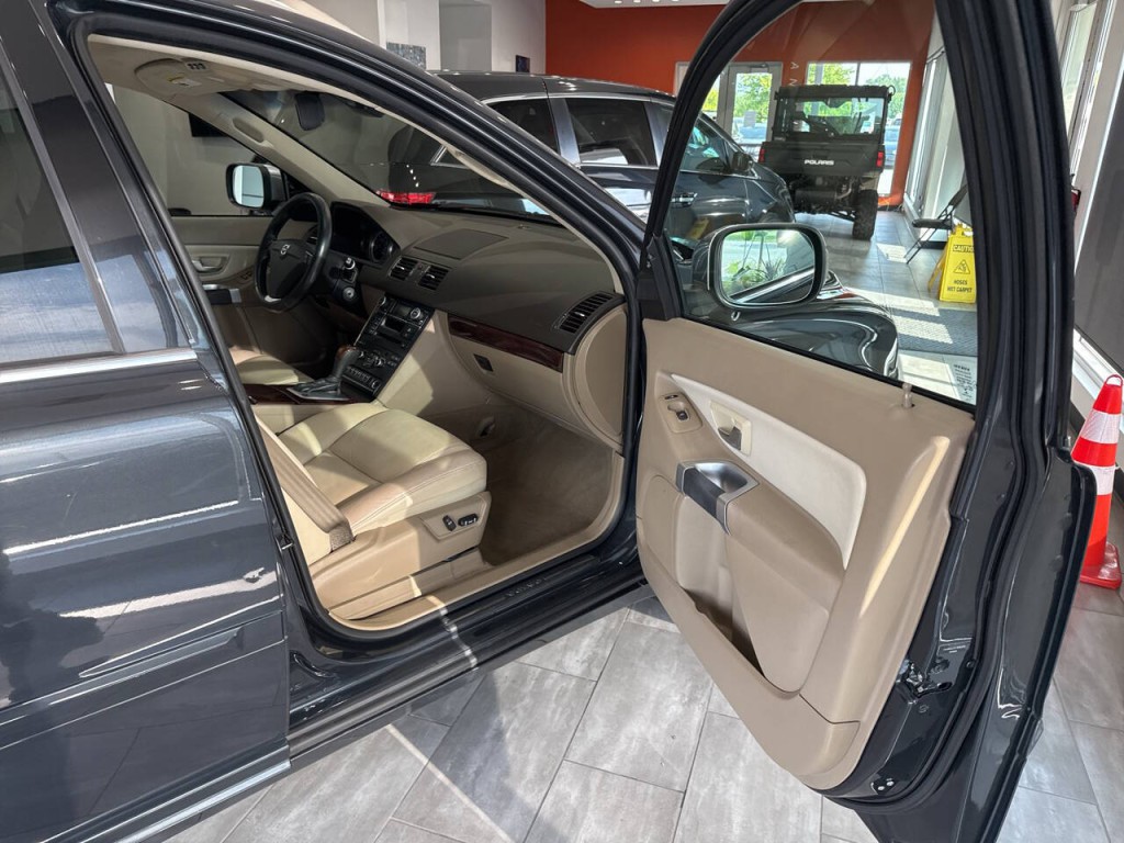 2014 Volvo XC90 Image 42