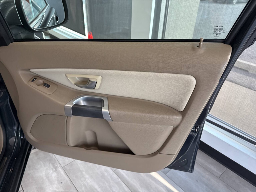 2014 Volvo XC90 Image 43