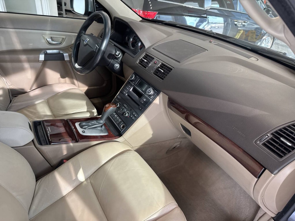 2014 Volvo XC90 Image 46