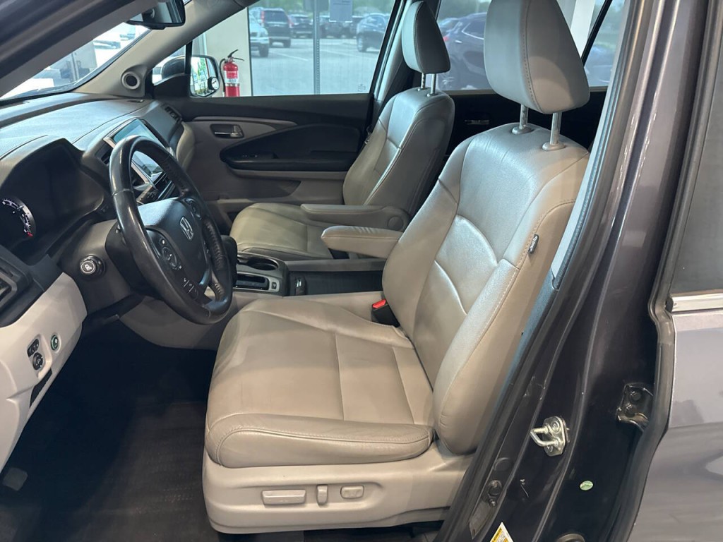 2018 Honda Pilot Image 15
