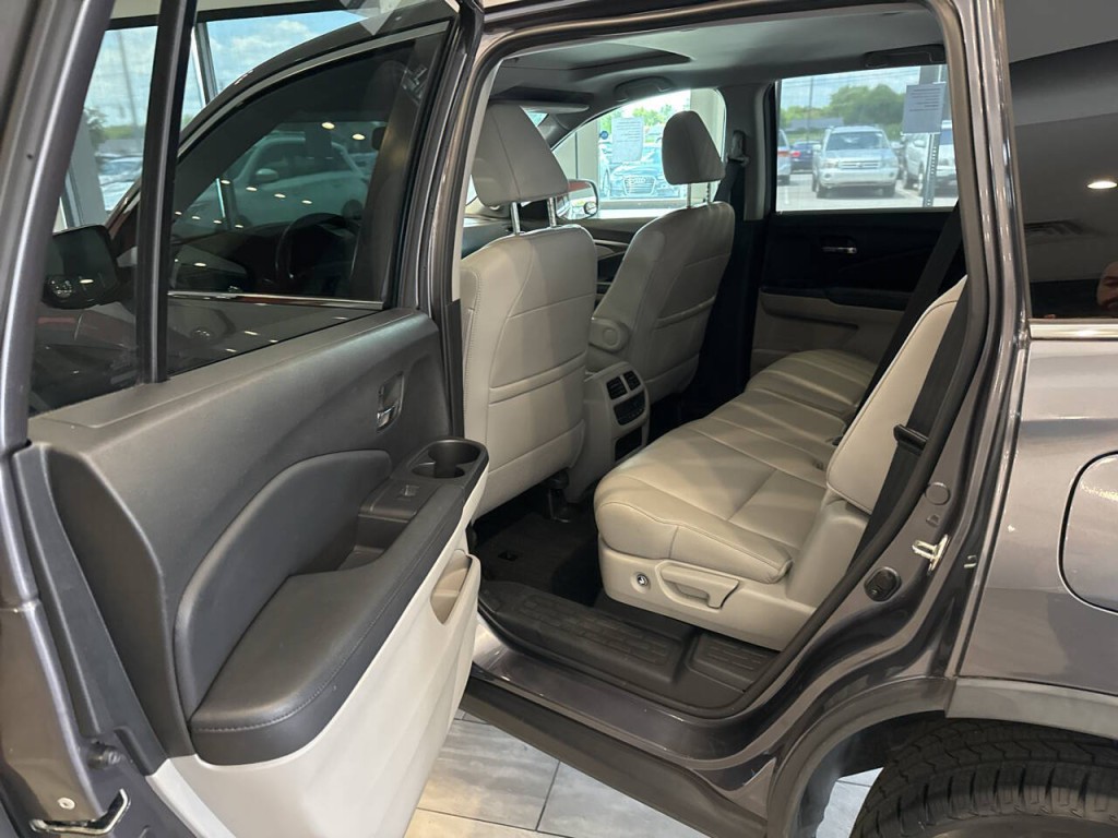 2018 Honda Pilot Image 24
