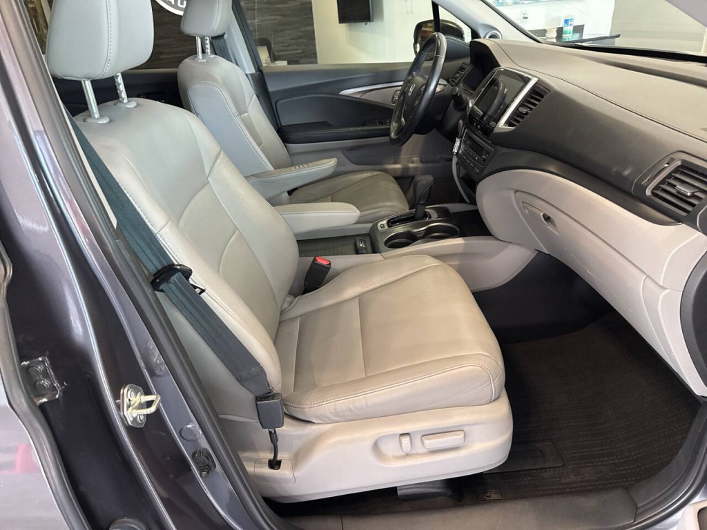 2018 Honda Pilot Image 36