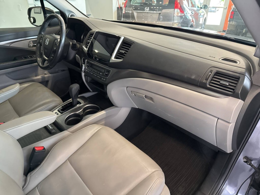 2018 Honda Pilot Image 37