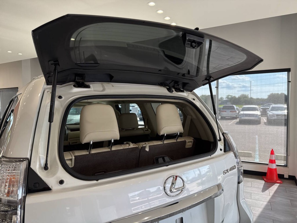 2015 Lexus GX 460 Image 36